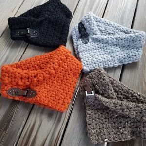 New cowl with faux leather clasp - vegan